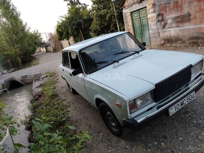 LADA (VAZ) 2107