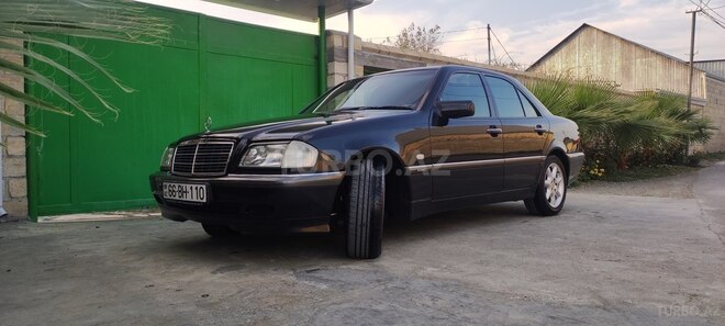 Mercedes C 180