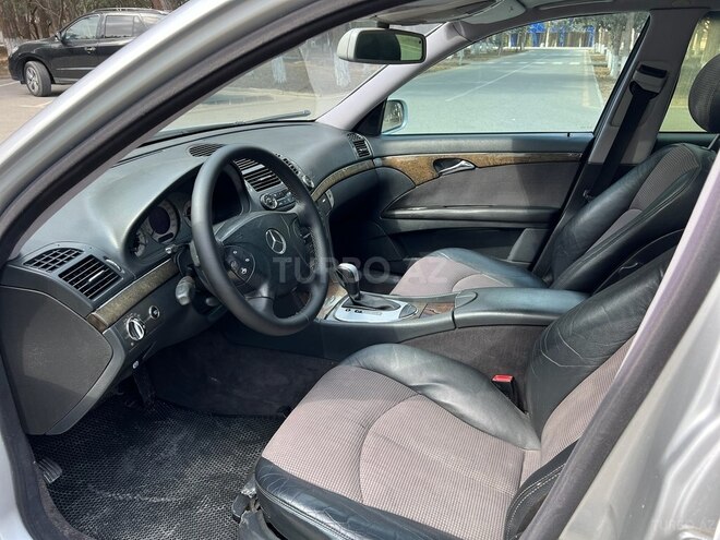 Mercedes E 270 2002, 348,000 km - 2.7 l - Sumqayıt
