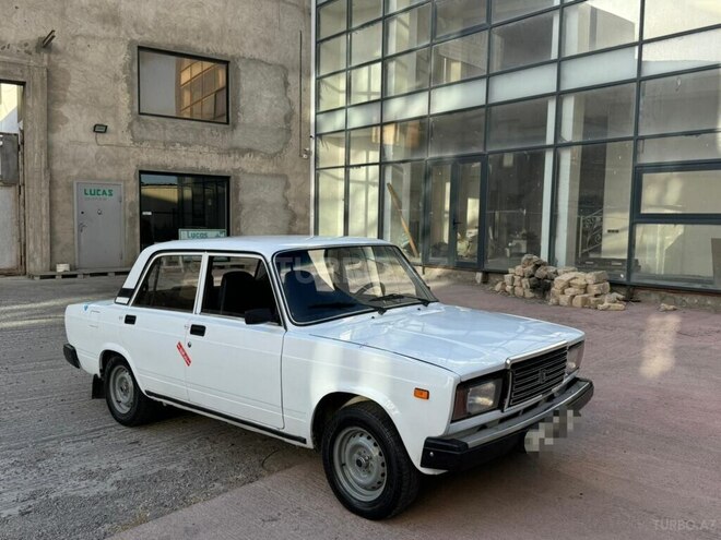 LADA (VAZ) 2107