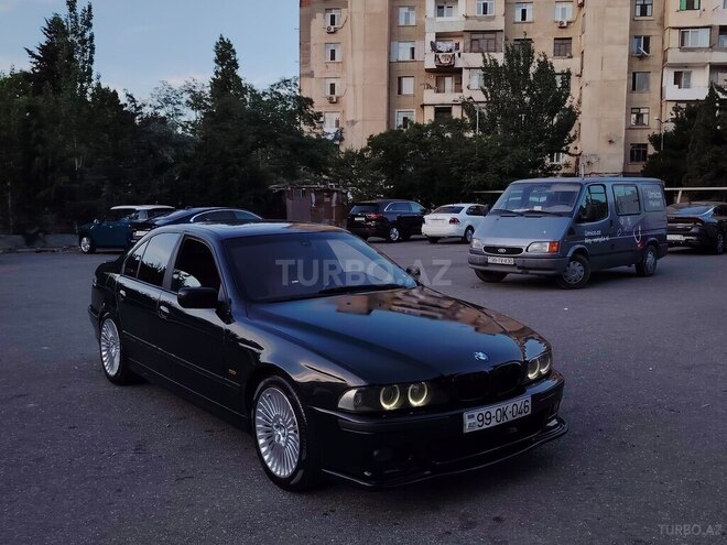 BMW 528