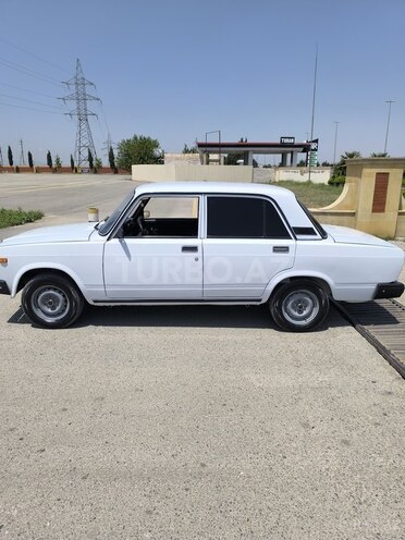 LADA (VAZ) 2107