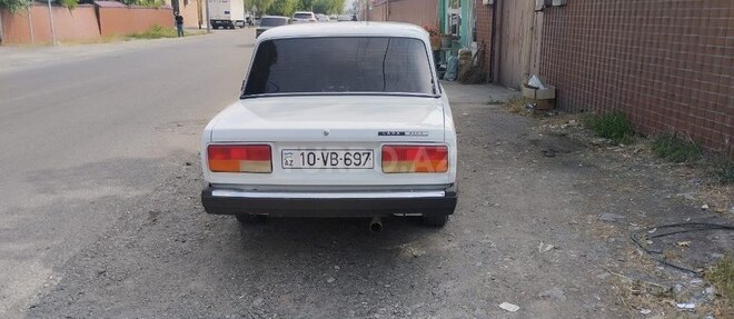 LADA (VAZ) 2107