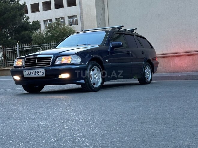 Mercedes C 180