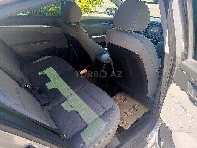Hyundai Elantra 2019, 80,000 km - 2.0 l - Bakı