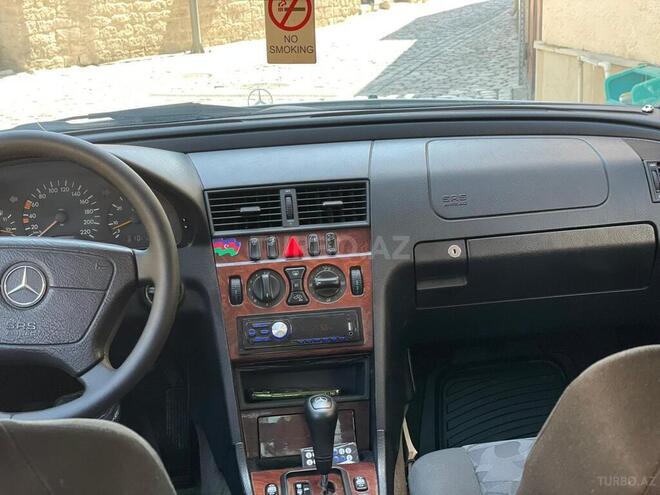 Mercedes C 220 d 2000, 254,000 km - 2.2 л - Bakı