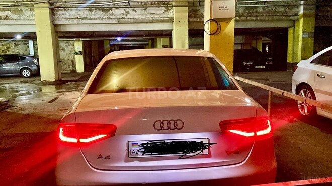 Audi A4 2013, 150,000 km - 1.8 l - Bakı
