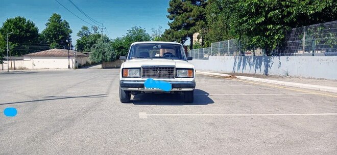 LADA (VAZ) 2107