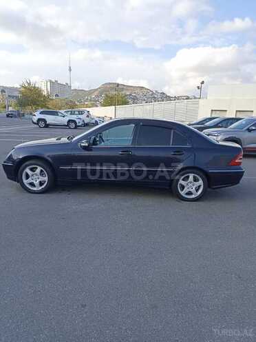 Mercedes C 240