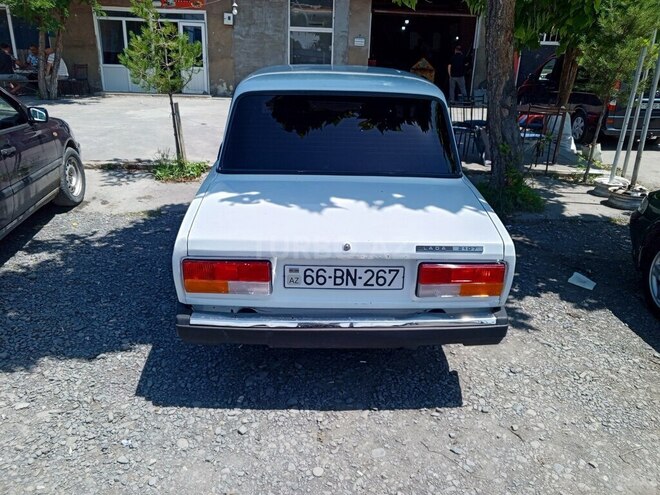 LADA (VAZ) 2107