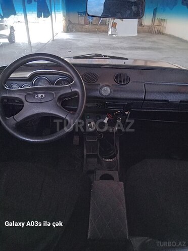 LADA (VAZ) 2106