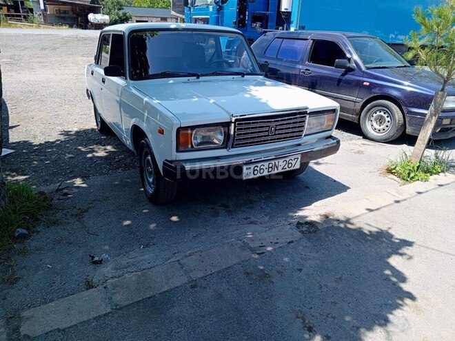 LADA (VAZ) 2107