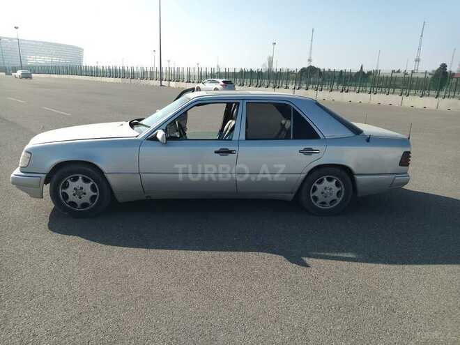 Mercedes E 200 1992, 280,000 km - 2.0 l - Bakı