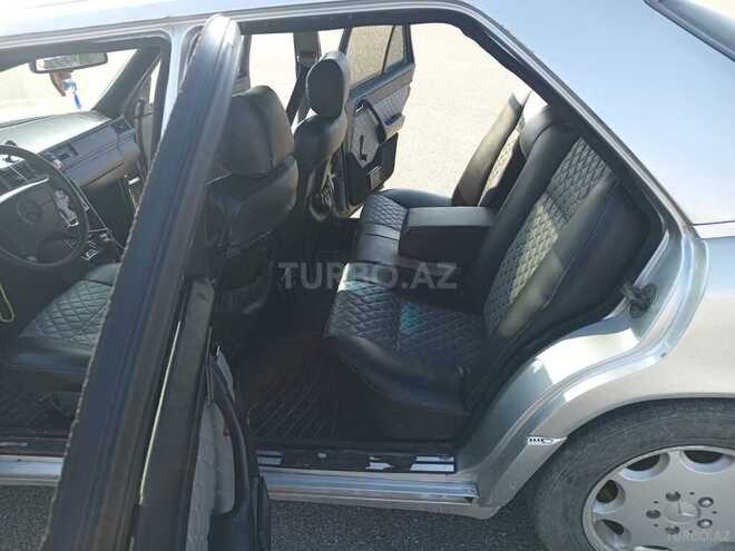 Mercedes E 200 1992, 280,000 km - 2.0 l - Bakı