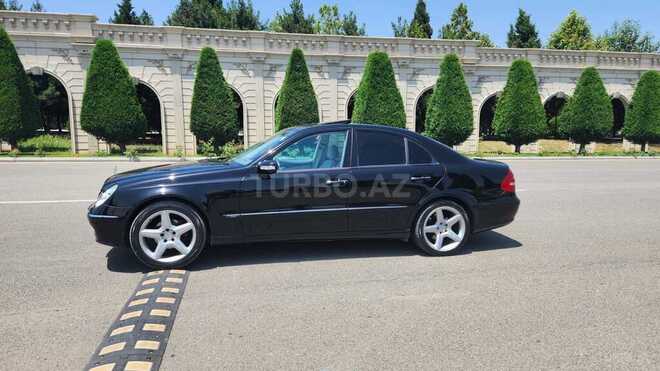 Mercedes E 200