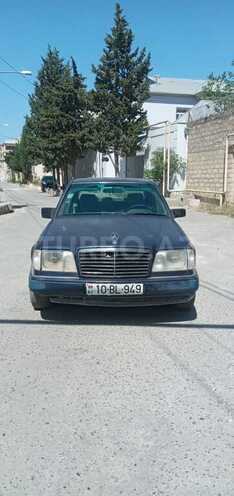 Mercedes E 200