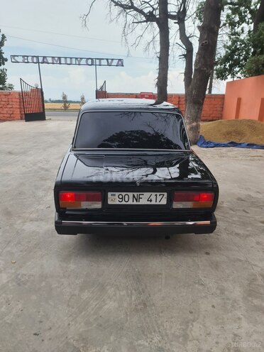 LADA (VAZ) 2107