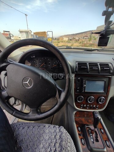 Mercedes ML 320