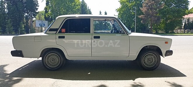 LADA (VAZ) 2107