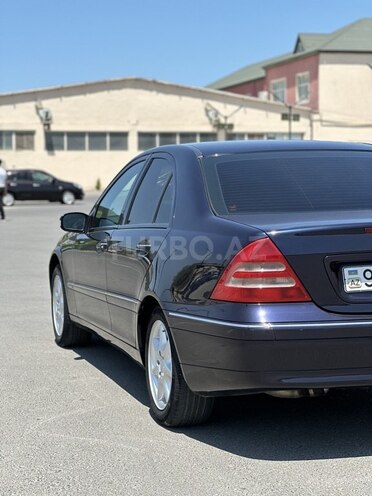 Mercedes C 240