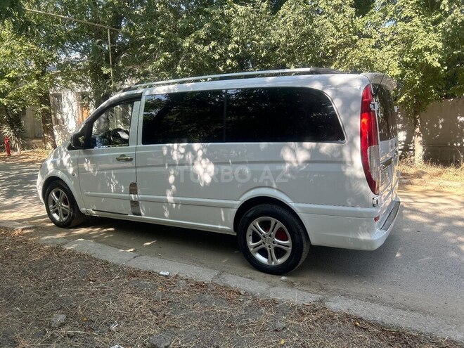 Mercedes Vito 111