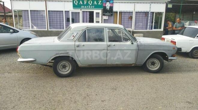 GAZ 24