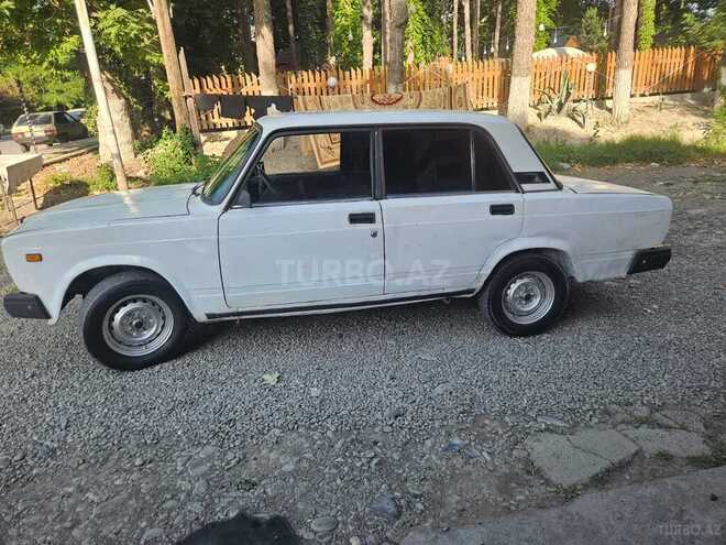 LADA (VAZ) 2107