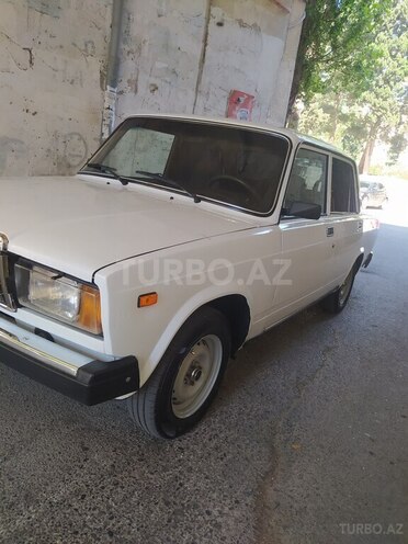 LADA (VAZ) 2107