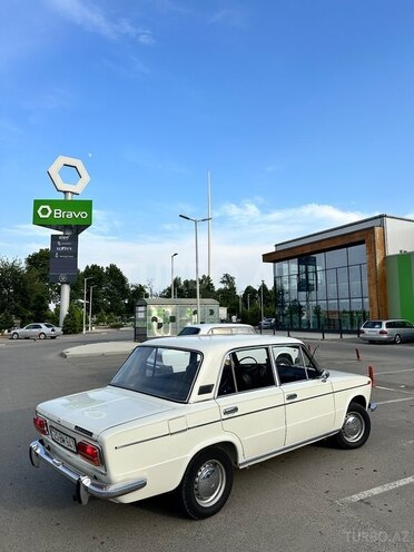 LADA (VAZ) 2103