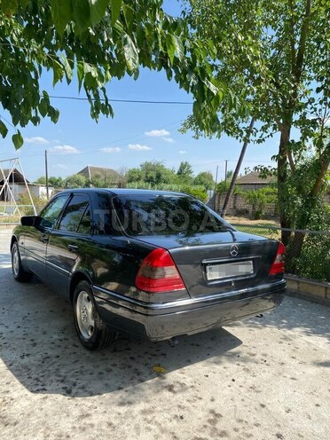 Mercedes C 180 1998, 291,000 km - 1.8 л - Ucar