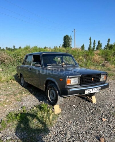 LADA (VAZ) 2107