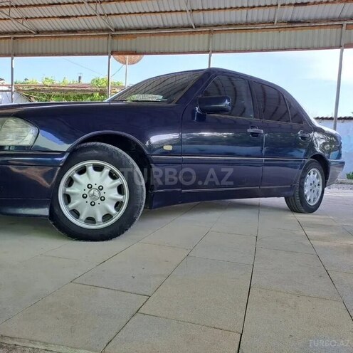 Mercedes C 220 1995, 345,236 km - 2.2 l - Ucar