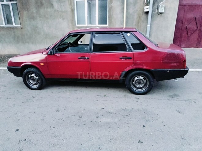 LADA (VAZ) 21099