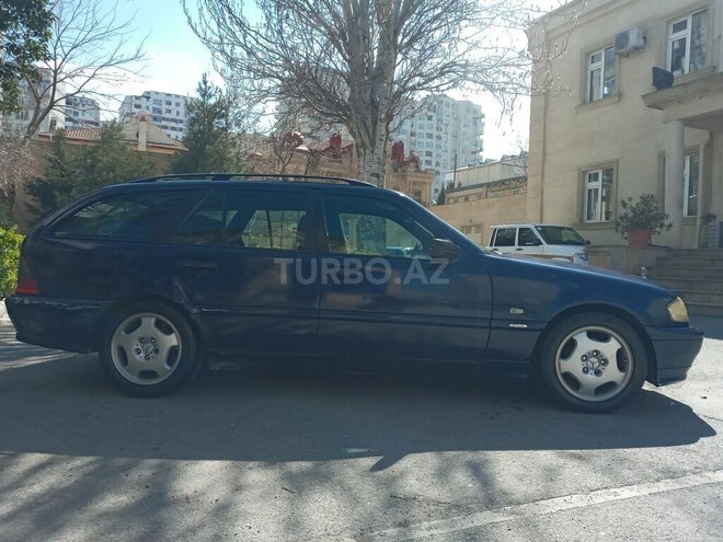 Mercedes C 200 2001, 244,000 km - 2.0 л - Bakı