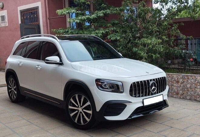 Mercedes GLB 250 4MATIC