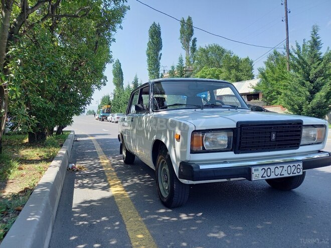 LADA (VAZ) 2107