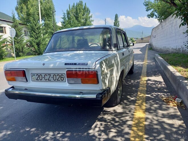 LADA (VAZ) 2107