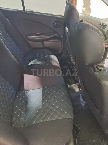 Nissan Sunny 2005, 517,152 km - 1.6 l - Mingəçevir