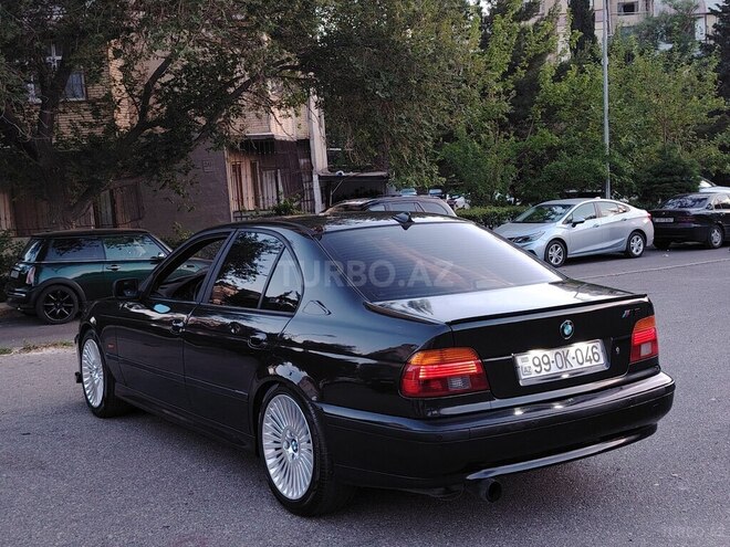 BMW 528 1999, 358,000 km - 2.8 л - Bakı