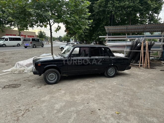 LADA (VAZ) 2107