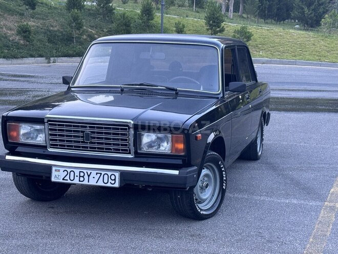 LADA (VAZ) 2107