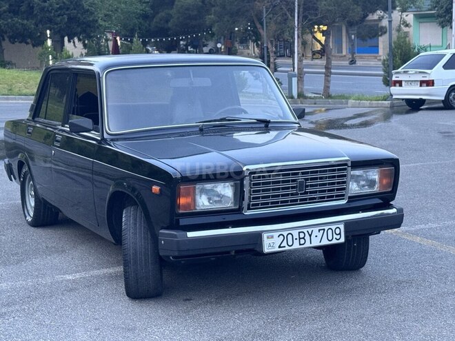 LADA (VAZ) 2107