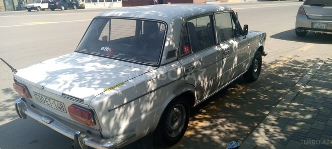 LADA (VAZ) 2103