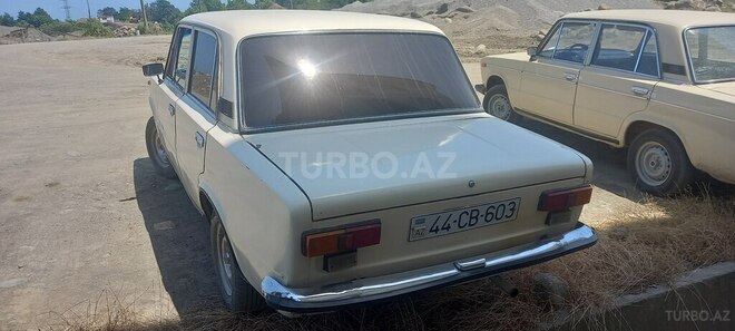 LADA (VAZ) 21011