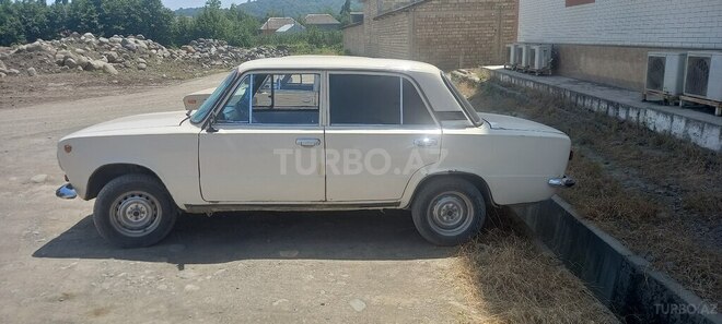 LADA (VAZ) 21011