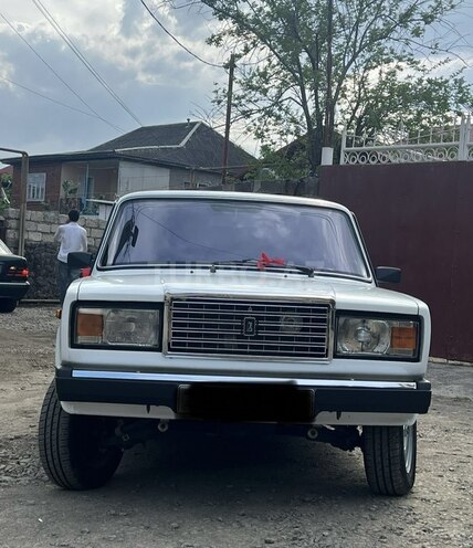 LADA (VAZ) 2107