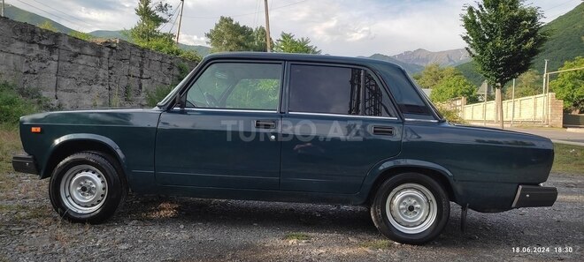 LADA (VAZ) 2107