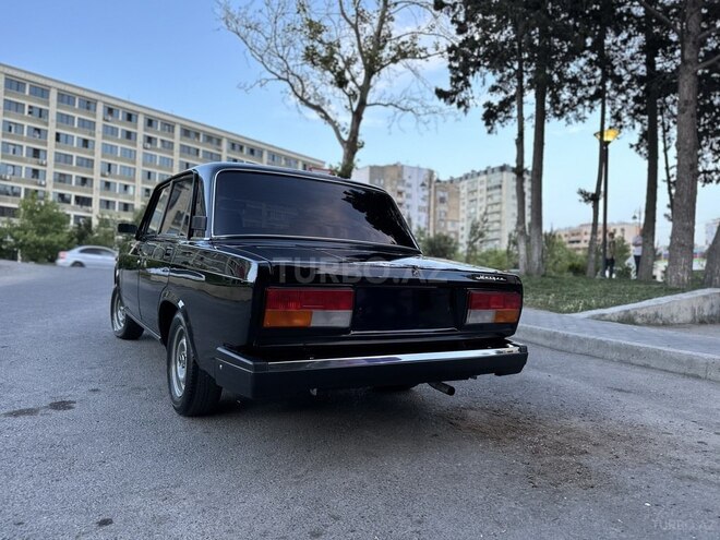 LADA (VAZ) 2107