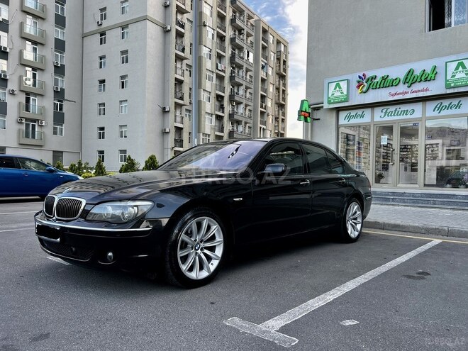 BMW 740