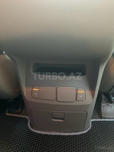 Kia Carnival 2015, 228,500 km - 2.2 l - Bakı